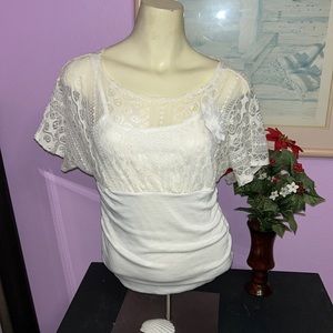 Unique white lace top - large size